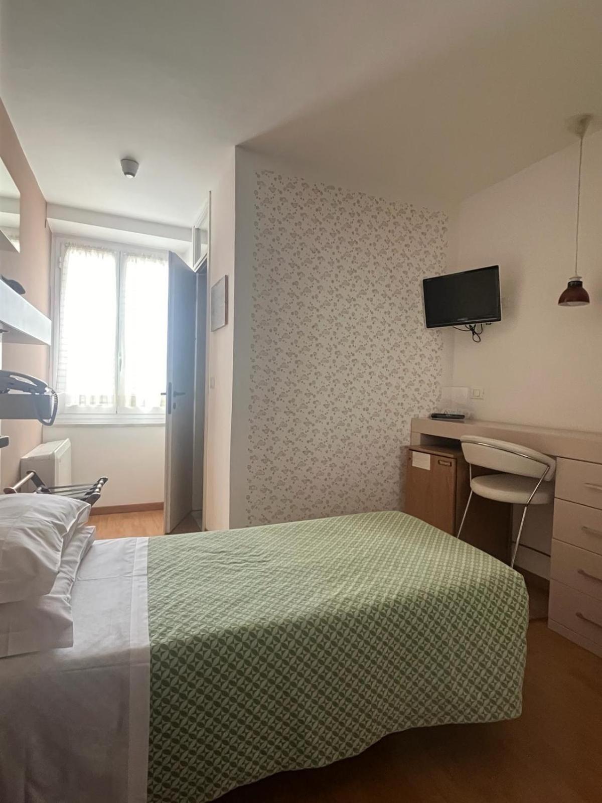 Hotel Melograno سبوتورنو المظهر الخارجي الصورة