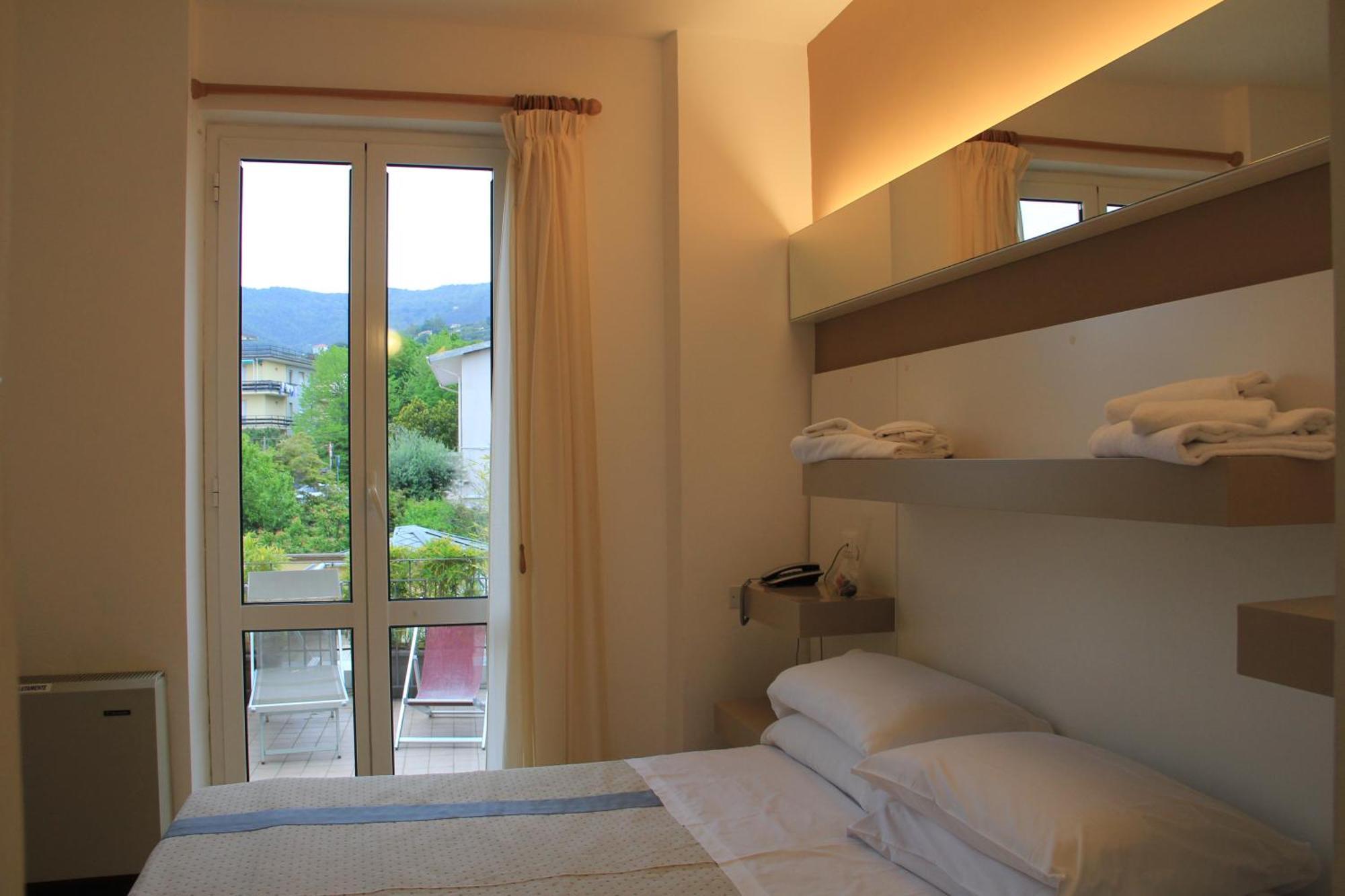 Hotel Melograno سبوتورنو المظهر الخارجي الصورة