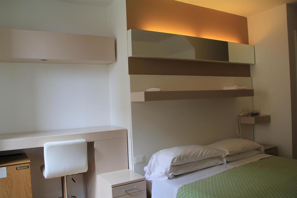 Hotel Melograno سبوتورنو المظهر الخارجي الصورة