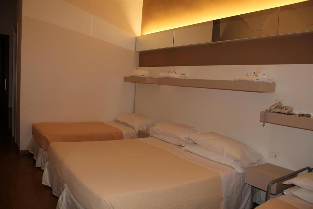 Hotel Melograno سبوتورنو المظهر الخارجي الصورة
