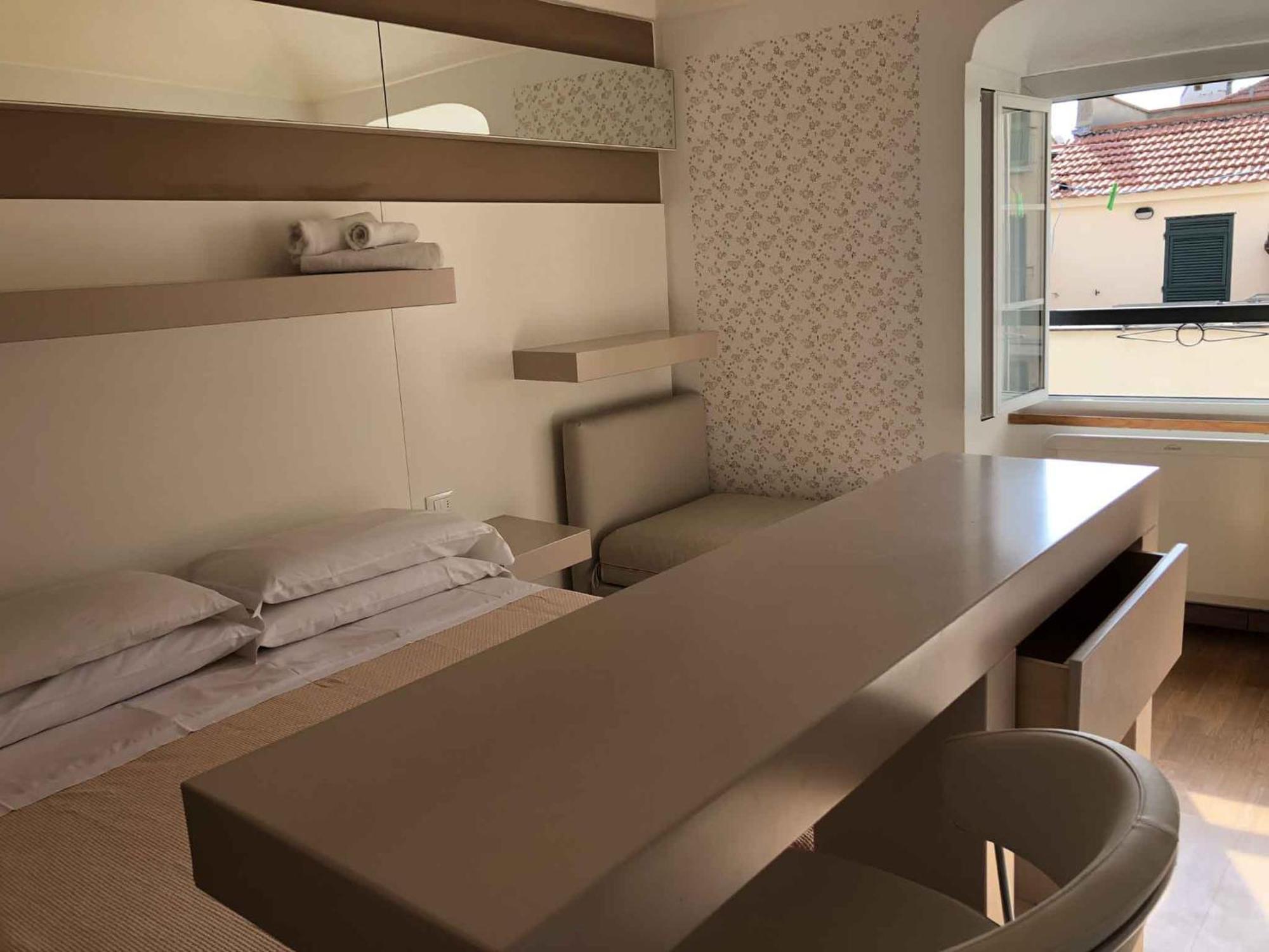 Hotel Melograno سبوتورنو المظهر الخارجي الصورة